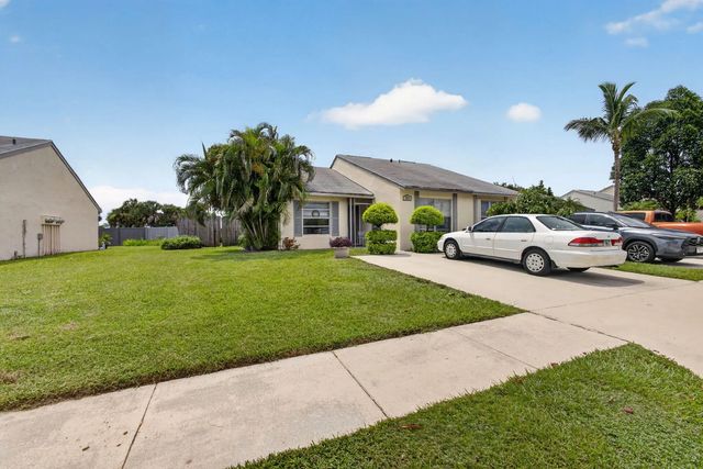2 of 28 - 262 Palmetto  Court, Jupiter, FL