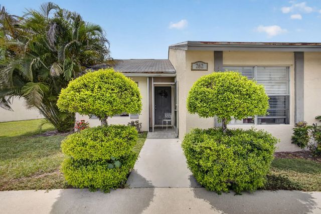 4 of 28 - 262 Palmetto  Court, Jupiter, FL