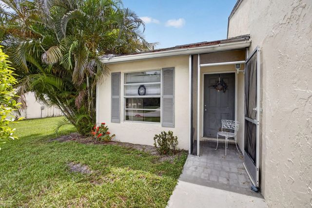 5 of 28 - 262 Palmetto  Court, Jupiter, FL