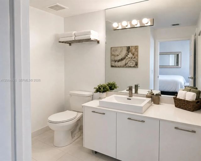4 of 6 - 151 Se 1 Street #2406, Miami, FL