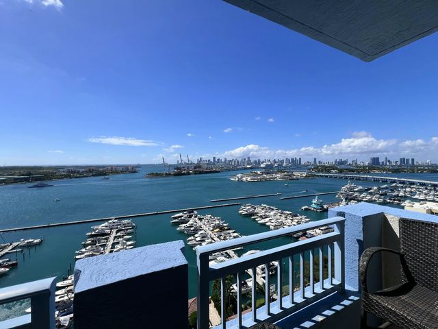 3 of 19 - 90 Alton Road #2110, Miami Beach, FL