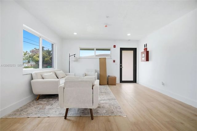 2 of 12 - 2209 Sw 61st Avenue, Miramar, FL