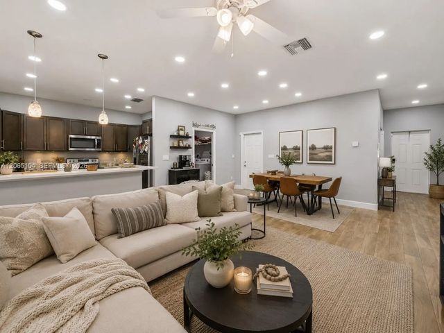 3 of 20 - 1686 Ne 30th Street, Pompano Beach, FL