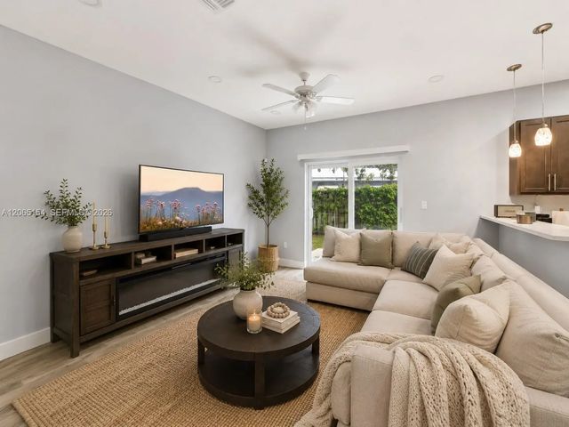 4 of 20 - 1686 Ne 30th Street, Pompano Beach, FL