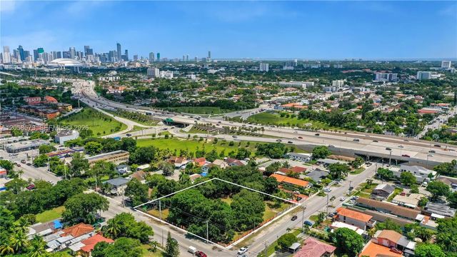 4 of 16 - 2810 Nw 14th Street, Miami, FL