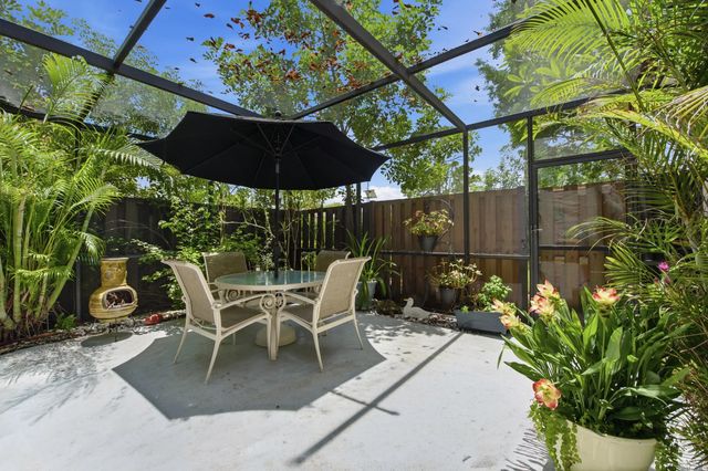 5 of 29 - 126 Weybridge Circle #b, Royal Palm Beach, FL