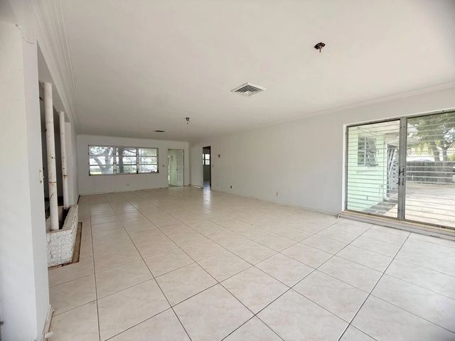 2 of 10 - 1281 Morse Boulevard, Singer Island, FL