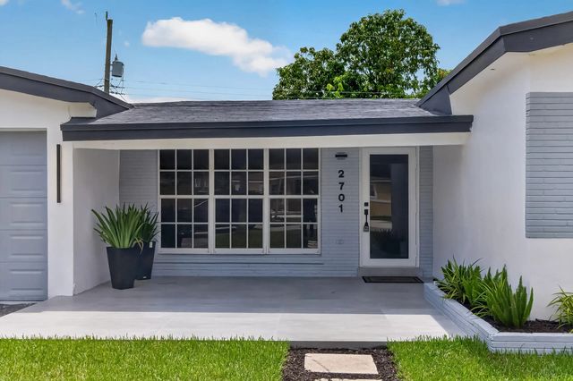 5 of 33 - 2701 De Soto Drive, Miramar, FL