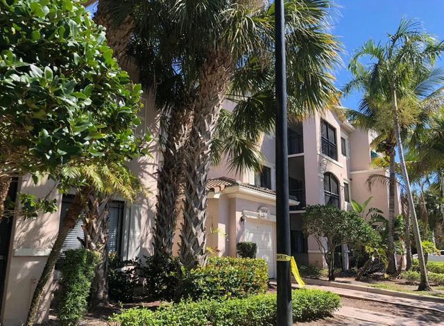 2806 Veronia Drive #113, Palm Beach Gardens