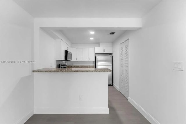 3 of 25 - 15416 Sw 85th Terrace #180, Miami, FL