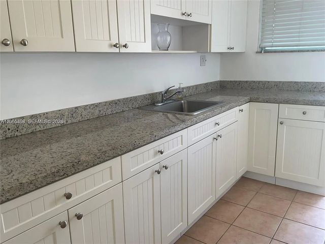 10178 Collins Avenue #109, Bal Harbour