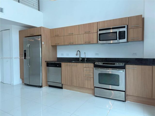 4 of 25 - 350 S Miami Avenue #302, Miami, FL