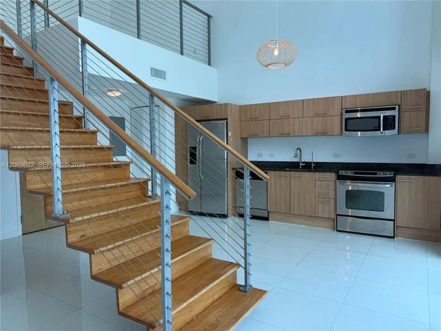 5 of 25 - 350 S Miami Avenue #302, Miami, FL