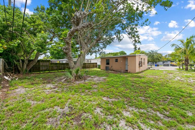 3 of 20 - 1808 Nw 24th Terrace, Fort Lauderdale, FL