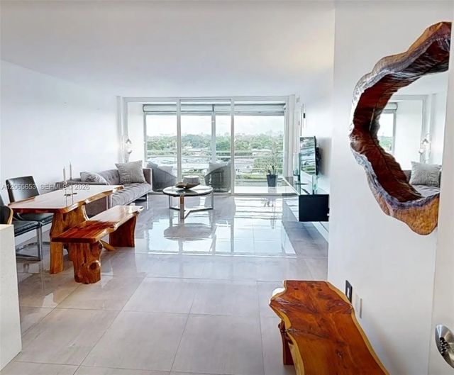 5 of 38 - 16850 S Glades Drive #5c, North Miami Beach, FL