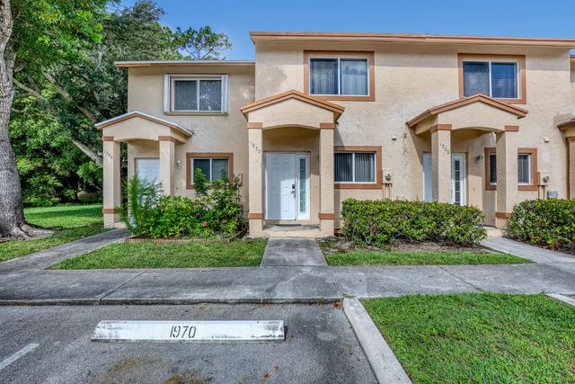 3 of 35 - 1970 Lakeview Drive W, Royal Palm Beach, FL