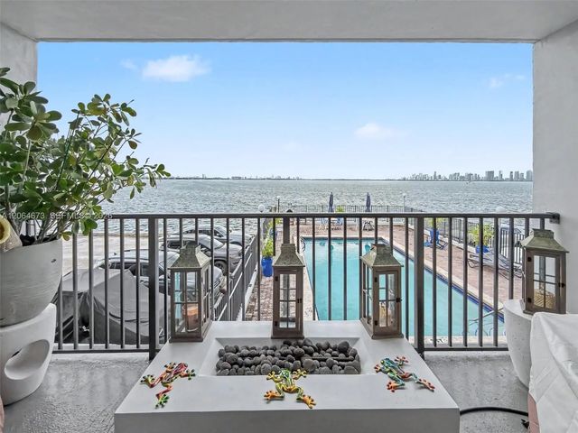 3 of 26 - 1820 S Treasure Drive #203d, North Bay Village, FL