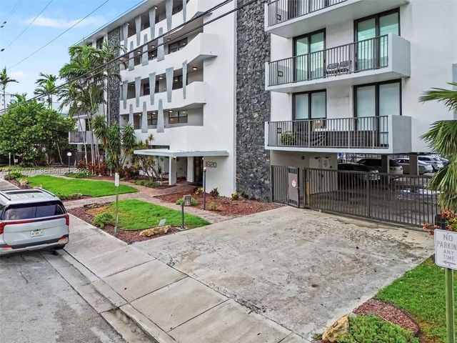 5 of 26 - 1820 S Treasure Drive #203d, North Bay Village, FL