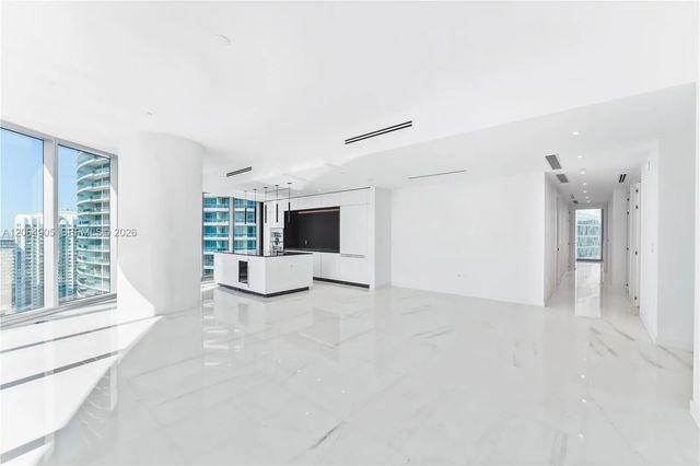 3 of 48 - 300 Biscayne Blvd Way #3507, Miami, FL