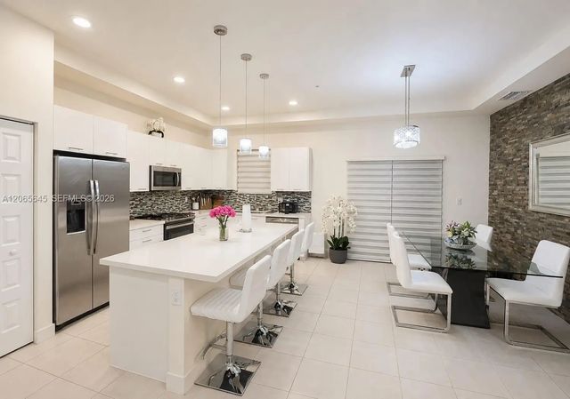 2 of 11 - 10407 Nw 82nd Street #34, Doral, FL
