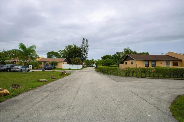 3 of 13 - N/A, Miami Gardens, FL