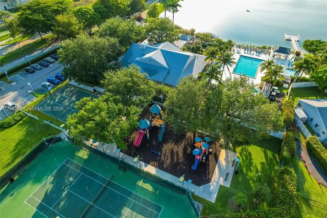 4 of 18 - 14414 Sw 142nd Court, Miami, FL