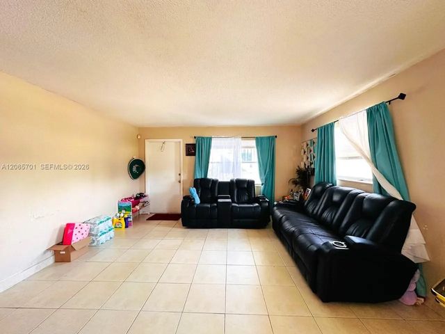 3 of 13 - 2420 Johnson Street #202, Hollywood, FL