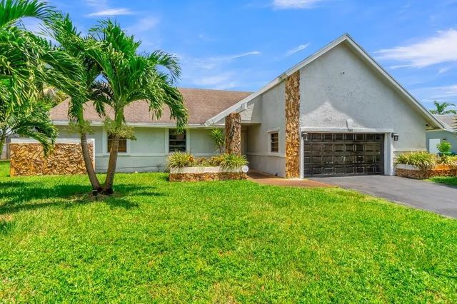 2 of 48 - 7461 Nw 35th Street, Lauderhill, FL