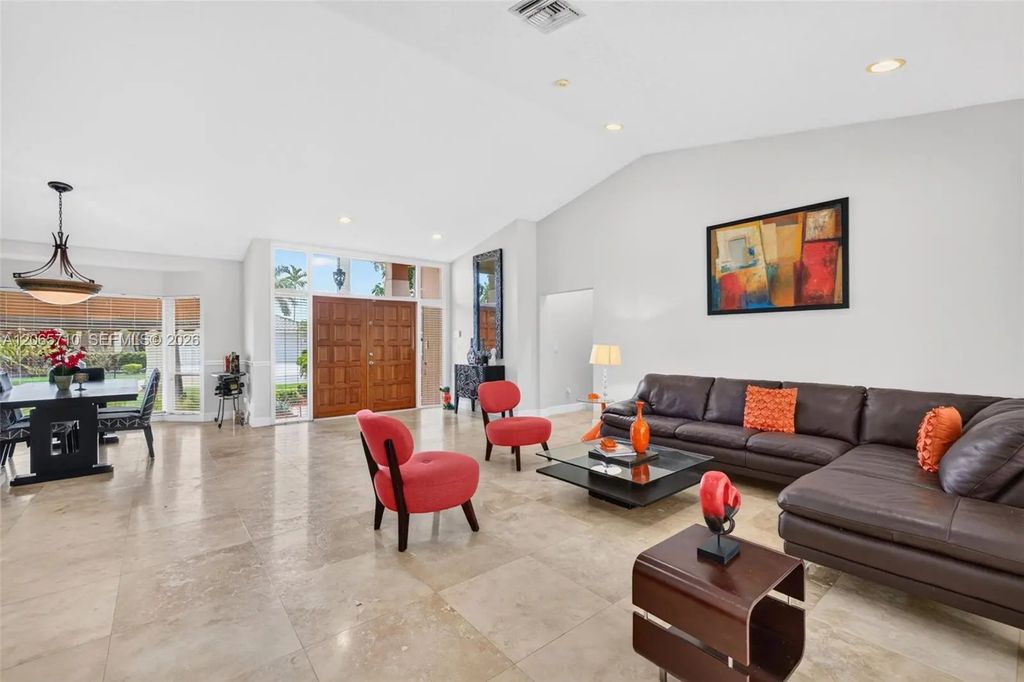 581 Nw 110th Avenue, Plantation