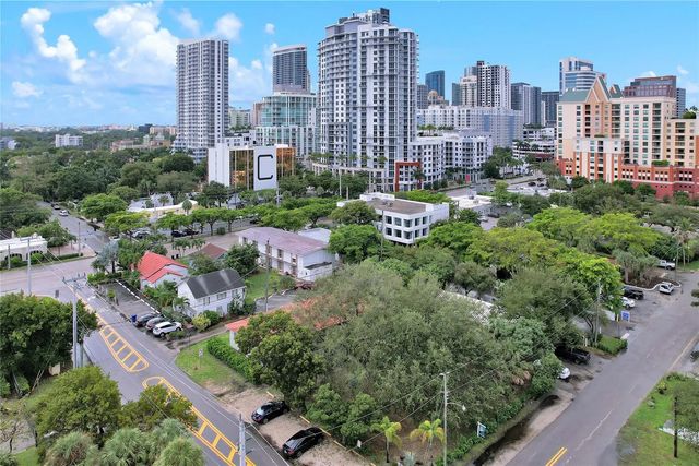2 of 67 - 17 Ne 9th Avenue, Fort Lauderdale, FL