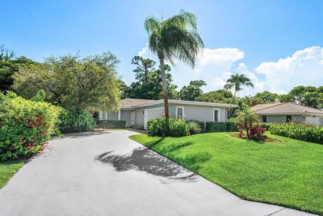6387 Eastpointe Pines Street, Palm Beach Gardens