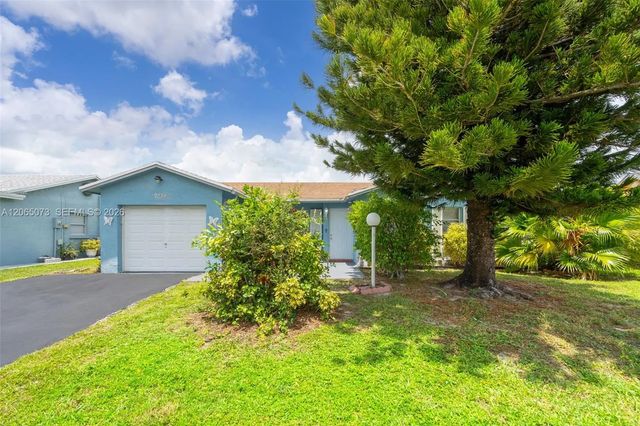 7235 Pine Bluff Drive, Lake Worth