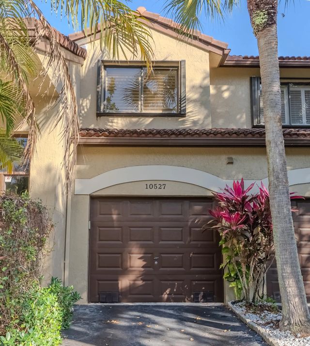 10527 Nw 10th Street #b-130, Plantation