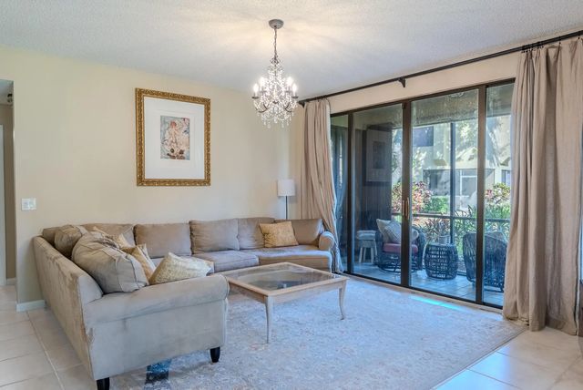 4 of 17 - 10527 Nw 10th Street #b-130, Plantation, FL