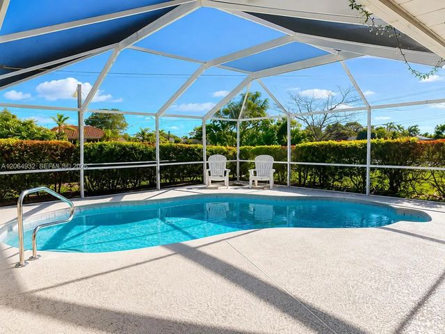 2 of 4 - 273 Se Whitmore Drive, Port St. Lucie, FL