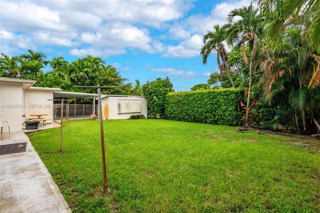 4 of 33 - 5013 Arthur Street, Hollywood, FL