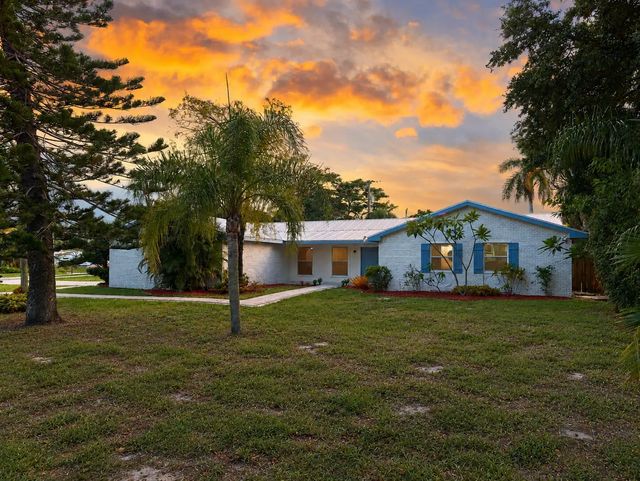 2 of 56 - 296 Se Wentworth Drive, Stuart, FL