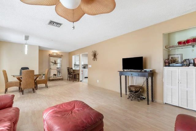 3 of 26 - 3587 La Playas #b-2, Greenacres, FL