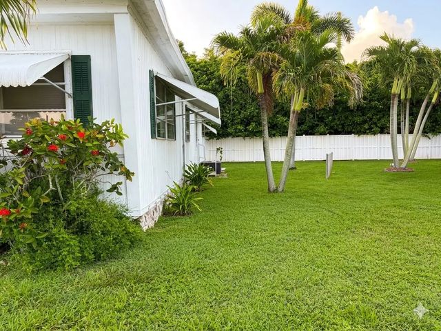 2 of 9 - 4084 Bougainvillea Road W, Boynton Beach, FL