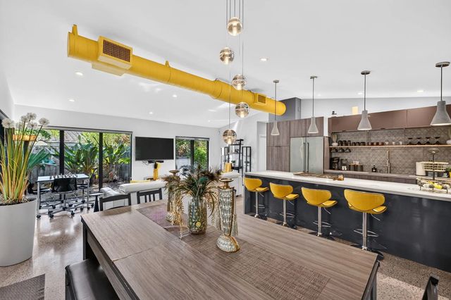 4 of 65 - 118 Ne 16th Place, Fort Lauderdale, FL