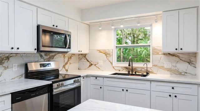 5 of 13 - 1812 Ne 50th Street, Ocala, FL
