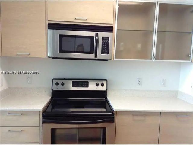 2 of 10 - 350 Ne 24th Street #1108, Miami, FL