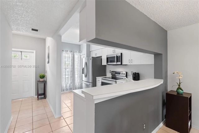 4 of 44 - 38 Truman Drive, Weston, FL