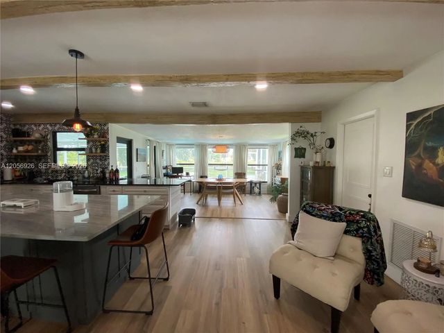4 of 20 - 1401 Se Arenson Lane, Port St. Lucie, FL