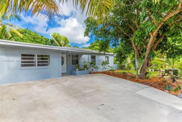 2 of 12 - 951 Ne 157th Terrace, North Miami Beach, FL