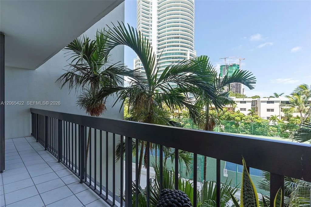 2333 Brickell Avenue #315, Miami