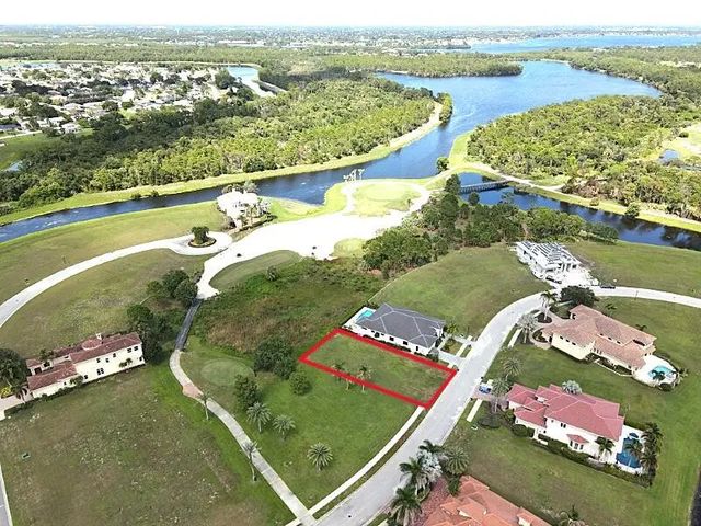 5 of 32 - 172 Se Rio Angelica, Port St. Lucie, FL