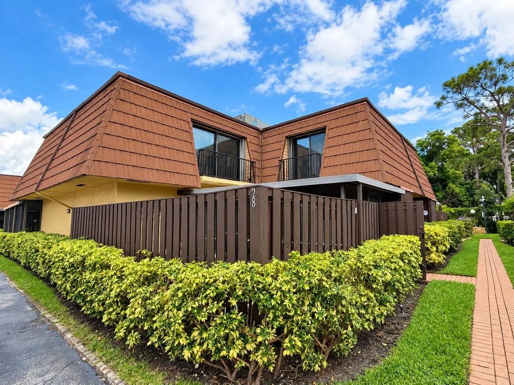 4161 Turnberry Circle #28, Lake Worth