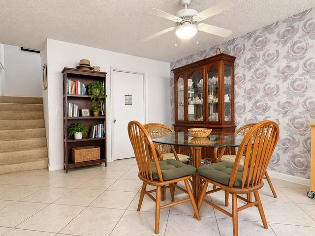 3 of 19 - 4161 Turnberry Circle #28, Lake Worth, FL