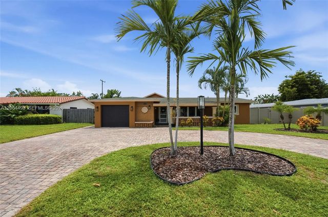 3 of 56 - 5640 Ne 16th Avenue, Fort Lauderdale, FL